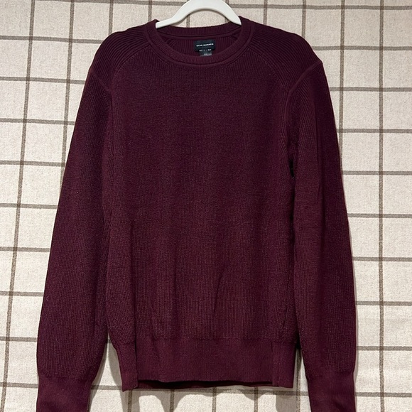 Club Monaco 🎁 100% Wool sweater. Size large. Worn once.